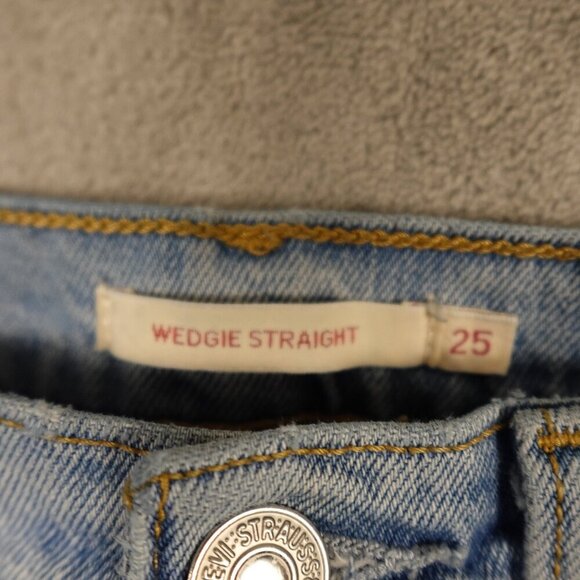 Levi's jeans Wedgie Straight women's 25 light wash blue red tab big E premium - Picture 3 of 16